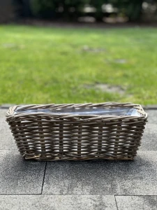 Koszyk rattanowy kwietnik balkonowy (szer. 46 cm)
